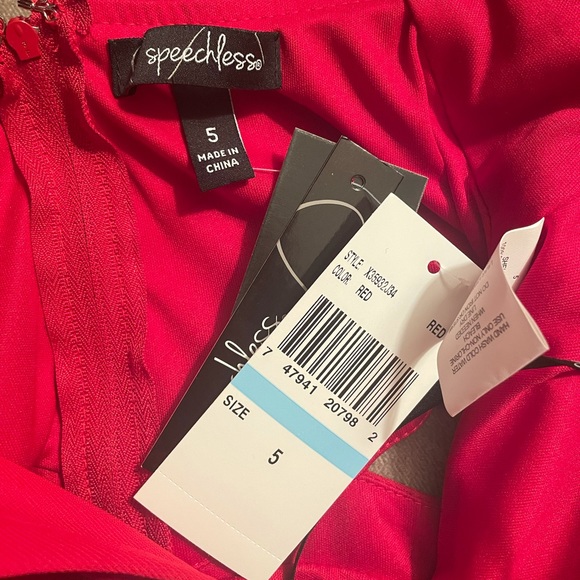 Speechless Infinity Cutout Waist Dress Size 5 - Picture 7 of 8